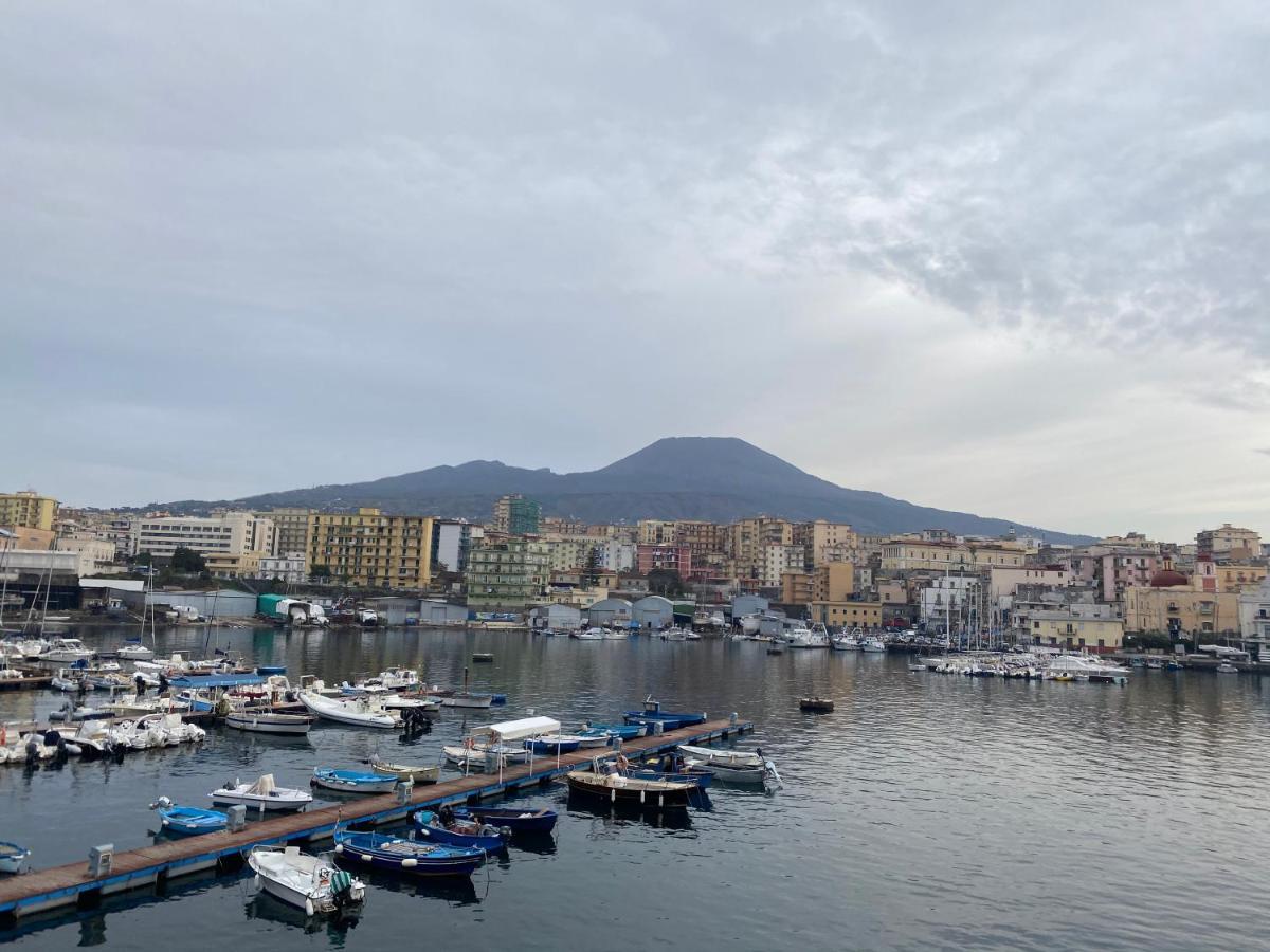 La Via Del Mare Bed & Breakfast ตอร์เรเดลเกรโค ภายนอก รูปภาพ