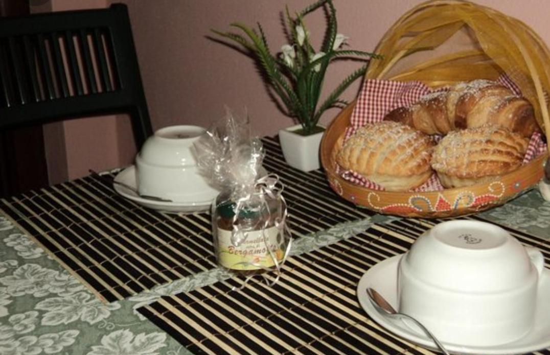 La Via Del Mare Bed & Breakfast ตอร์เรเดลเกรโค ภายนอก รูปภาพ